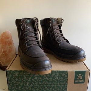 NWT men’s waterproof boots size 11